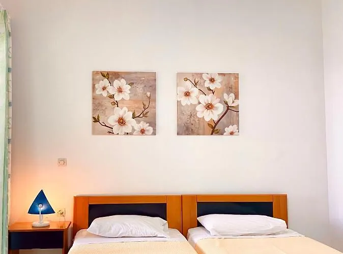 Apart Otel Miranda 3*