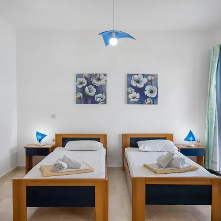 Apartahotel Miranda Nikiana