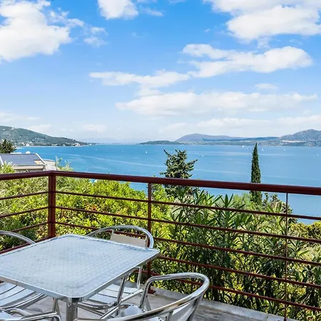 Lägenhetshotell Miranda Nikiana